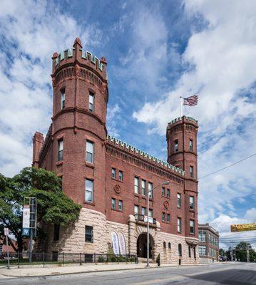 Pawtucket Armory Arts Center