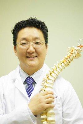 Dr. Ken An