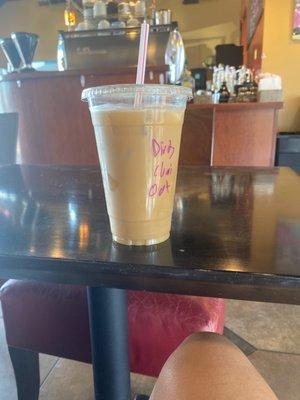 I got an iced Dirty Chai, with oatmilk. service was good, their chai is super sweet.