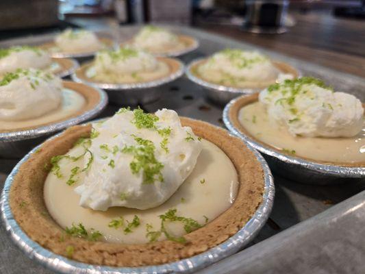 Key lime tarts