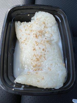 Sticky rice with coconut milk