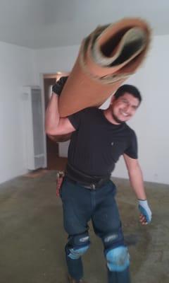 Efrain, outstanding carpet installer