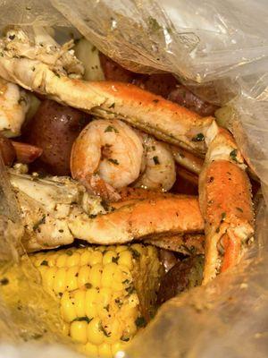 Crab boil with shrimp