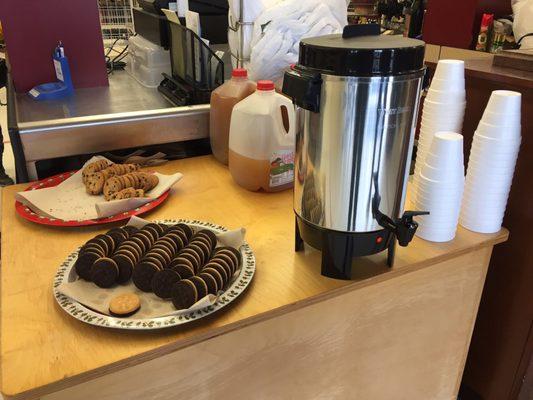 Complimentary cookies and hot apple cider! Such warm hospitality!