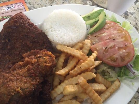 Breaded beef with rice, salad and fried. Basic basic but smells pretty good. Quick meal for $10 not bad