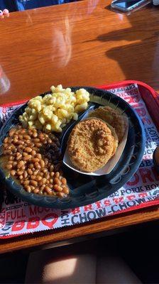 Three trimmings plate: fried green tomatoes, Mac and cheese, and baked beans