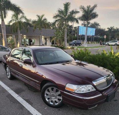 One of our luxury Lincoln Town Cars