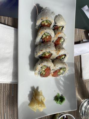 Spicy tuna roll