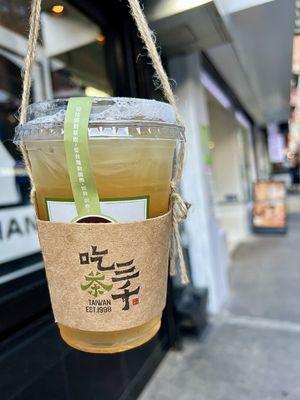 Honey Osmanthus Oolong Tea