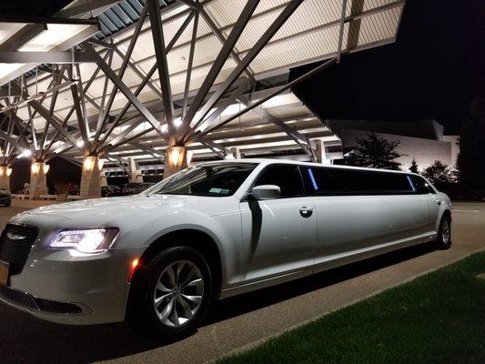 Limo Service in Bay Shore NY