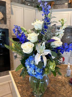 A Sympathy floral arrangement! Sent this to a friend of mine. She thought it was gorgeous! I do too.