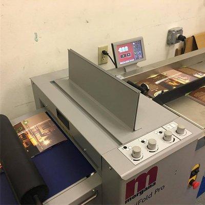 Brochure printing and folding