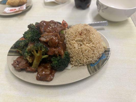 Beef with Broccoli Lunch Special