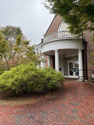 Medfield Public Library