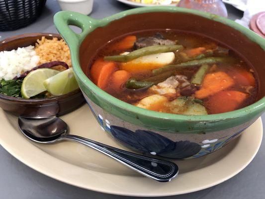 Caldo de Res