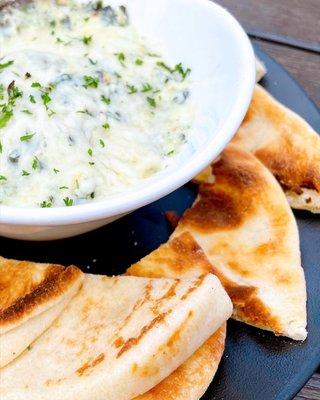 Spinach artichoke dip