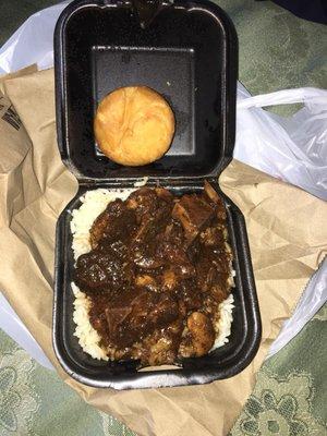 Small Oxtail with fried dumping