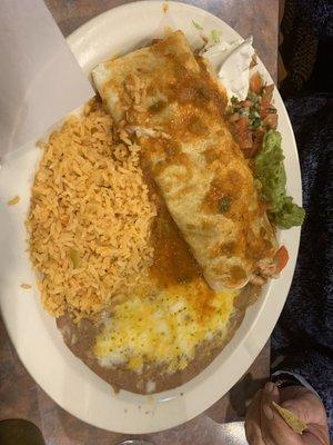 Burrito El Tigre with shrimp and scallops