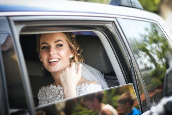 Allow KoolRyde to drive you around for your very Special Wedding day