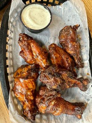 Hot buffalo wings - so good!!