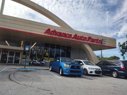 Advance Auto Parts