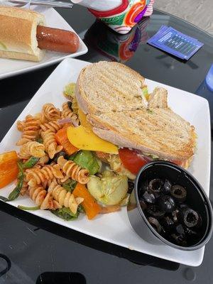 Veggie sandwich pressed