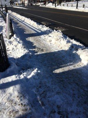 Snow cleaning of sidewalks with ice is horrible