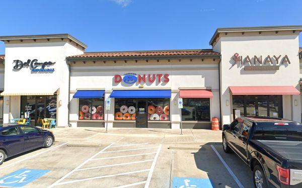 Lakeside Donuts Store Front