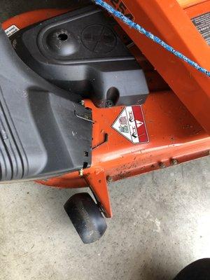 Mower was dirty and full of mud and grass. Blades were rusted and didn't appear to be sharpened!