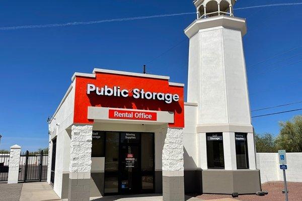 Public Storage