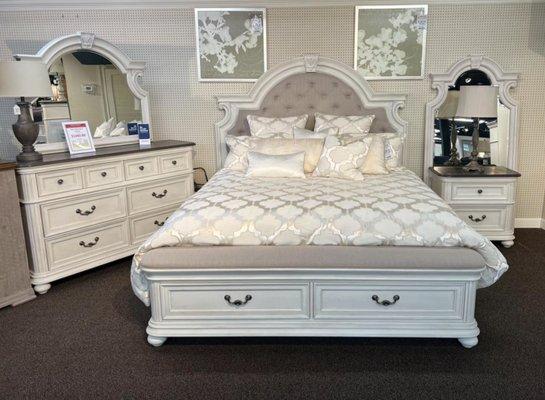 Shop Bedroom Furniture at Comeaux!