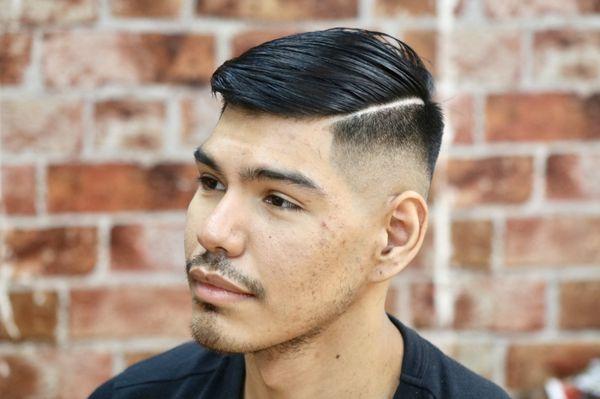 High skin fade by Sam