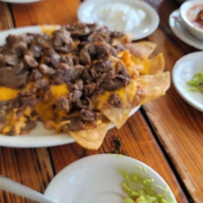 Steak nachos