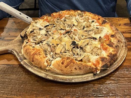 Sausage and mushroom pizza