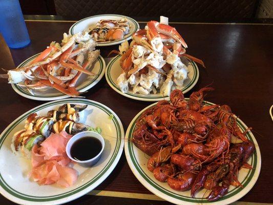 Crawfish, sushi & crabs legs