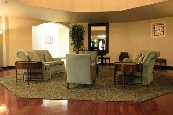 Harbor Hospice House Beaumont Lobby