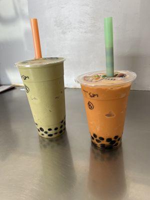 Green tea smoothie w boba  Thai tea smoothie w boba