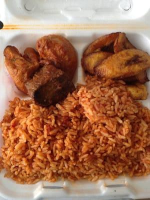 Jollof rice with beef and chicken