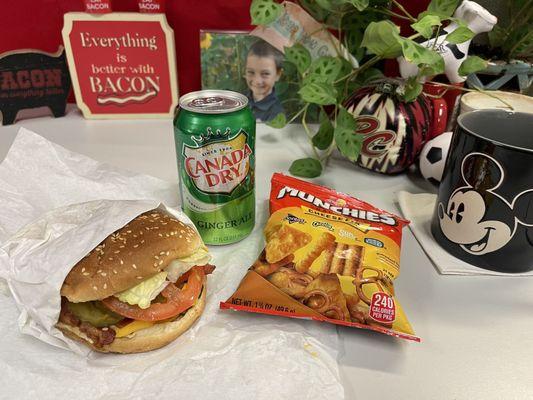 Friday's daily special. Bacon cheeseburger, choice of chips, and choice of soda fir $8.50!