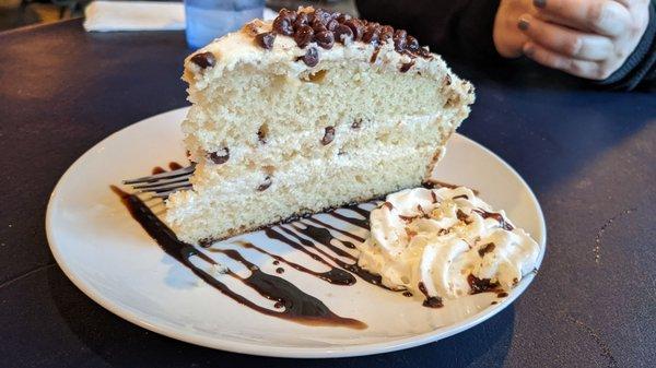 Cannoli cake