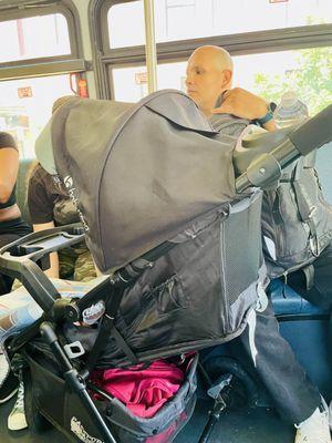 This couple refused to close the stroller so rude