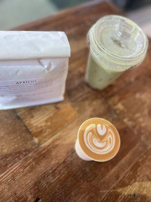 Cortado, Matcha Latte, best beans in the Portland/Vancouver area by far