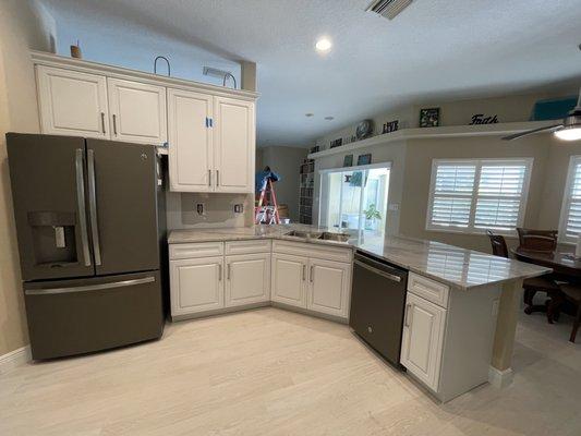 Kitchen with new cabinets and countertop