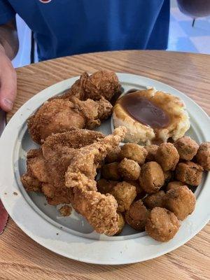 Fried chicken with fried okra and mashed potatoes