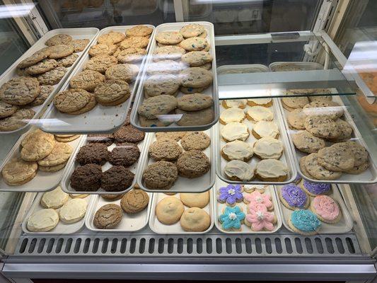 Various cookies, baked daily. I recommend the no-bakes, chocolate chip/M&M cookies and oatmeal raisin. The No-bake cookies are No-Joke!!