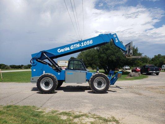 This Genie 10K forklift is the "one and get it done" machine!