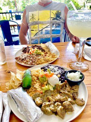 Chili Verde and Carne Asada playes with a jumbo yummy margarita, good food and great service!