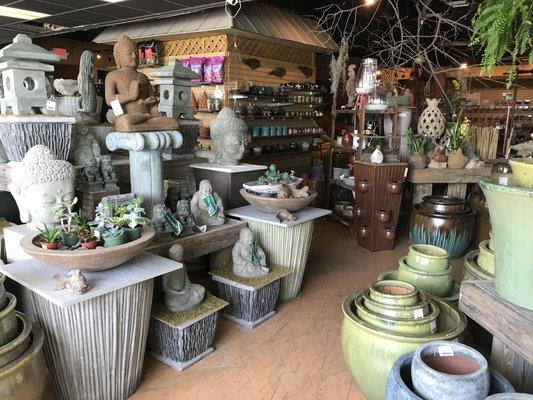 Showroom - Pottery & gifts