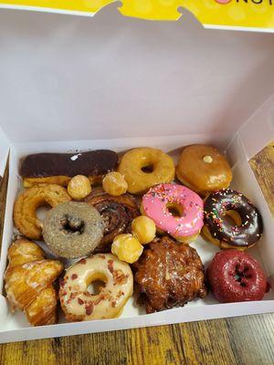 Mixed dozen