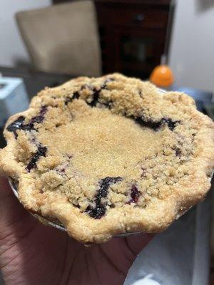 Blueberry mini pie, so good!